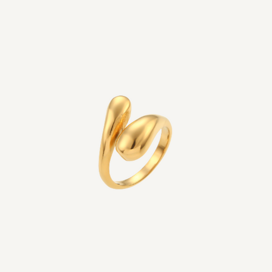 Smooth Entwined Ring